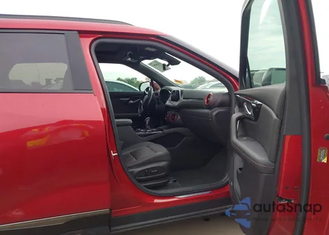 2021 Chevrolet Blazer Awd Rs z USA, uszkodzony, nr VIN 3GNKBKRS4MS560077